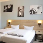 Hotel Zeitlos Und Restaurant Am Fuchsbach Pattensen (Hanover)