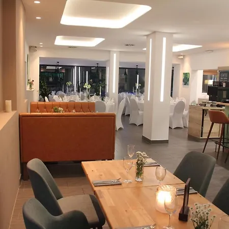 Zeitlos Und Restaurant Am Fuchsbach 3* Pattensen (Hanover)