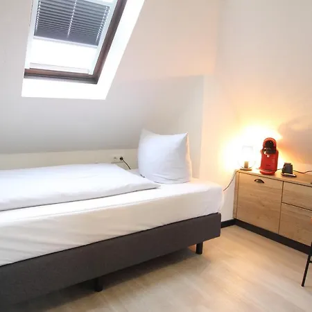 Hotel Zeitlos Und Restaurant Am Fuchsbach Pattensen (Hanover)